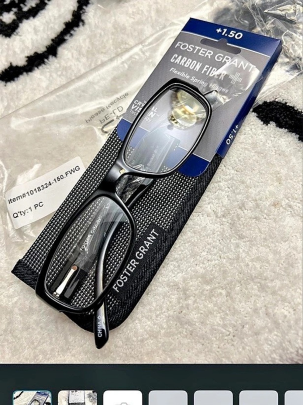 Foster Grant Carbon Fiber Rocket Reading Glasses +1.50 Black & Silver